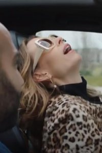 Five Bedrooms – S03E02 – Three Teams