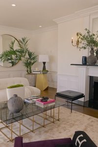 Selling Sunset – S07E06 – It’s Not the Size of the Listing…