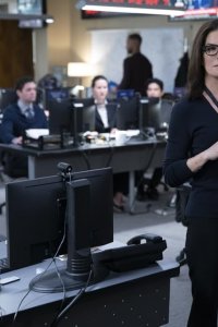 FBI – S01E18 – Most Wanted