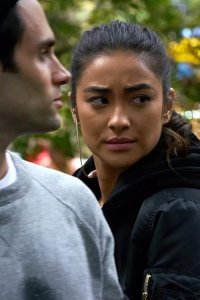 You – S01E05 – Living with the Enemy