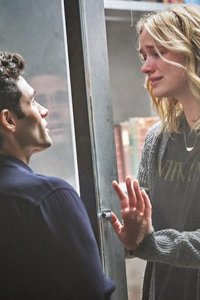 You – S01E10 – Bluebeard’s Castle
